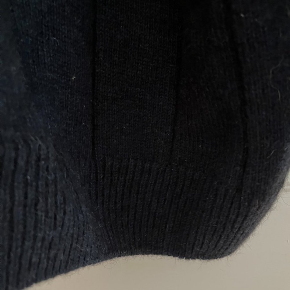 New Zealand Wool Crewneck Sweater - L - Picture 7 of 8